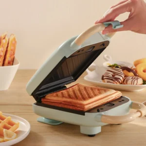 3 in 1 Electric Sandwich Toast, Waffle, Pancake, Donut, Egg , Waffle, Fish, Cake Grill Coating Making Machine for Breakfast  Horno eléctrico (Random color)