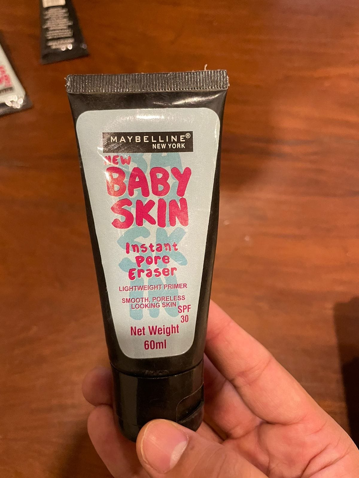 Maybelline Baby Skin Instant Pore Eraser | Light Weight Primer | Smooth Poreless Looking Baby Skin -- 60ml - Image 3