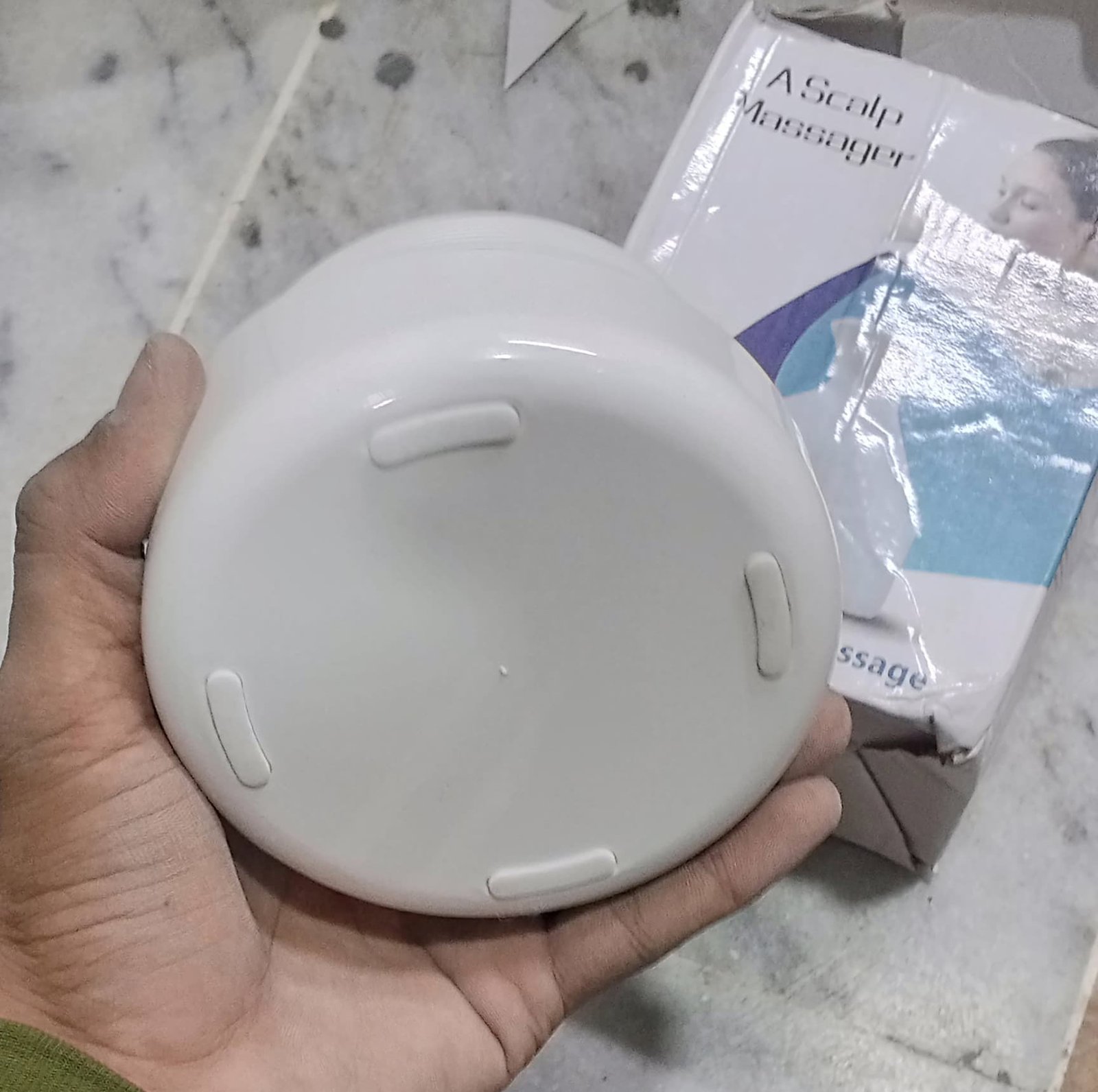 Scalp Massager, Electric Meridian Massage with 4 Moveable Massage Cluster, Rechargeable Portable Washable Head Massager to Relieve Fatigue and Hair Loss - Image 3