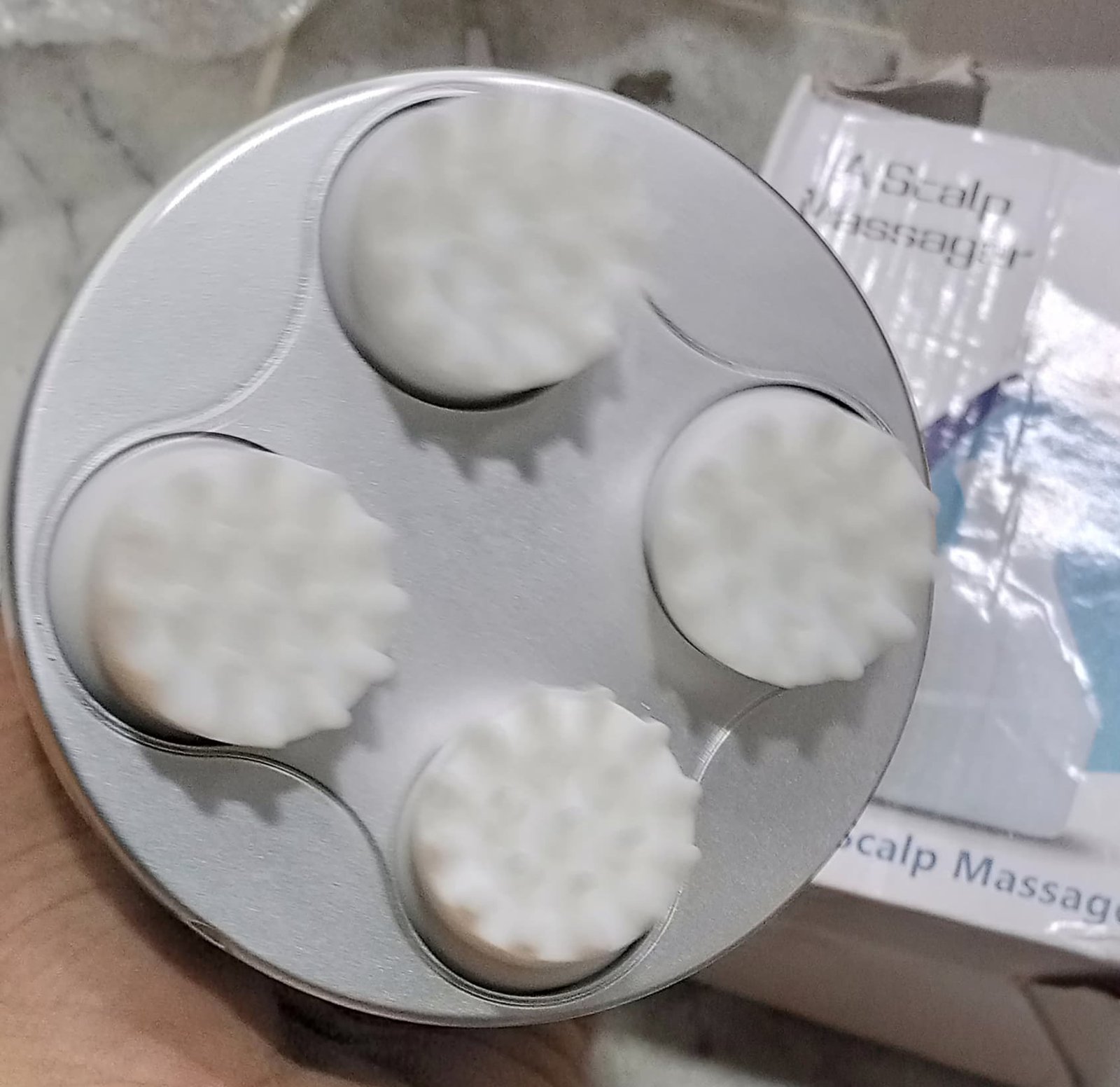 Scalp Massager, Electric Meridian Massage with 4 Moveable Massage Cluster, Rechargeable Portable Washable Head Massager to Relieve Fatigue and Hair Loss - Image 5