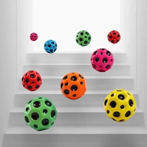 High Resilience Hole Ball Soft Bouncy Ball Anti-fall Moon Shape Porous Bouncy Ball Kids Indoor Outdoor Toy Kids Adults Soft Pu Foam Anti-stress Moon Shape Porous Bouncy Space Balls High Bouncing Moon Stress Ball (random color) - Image 4